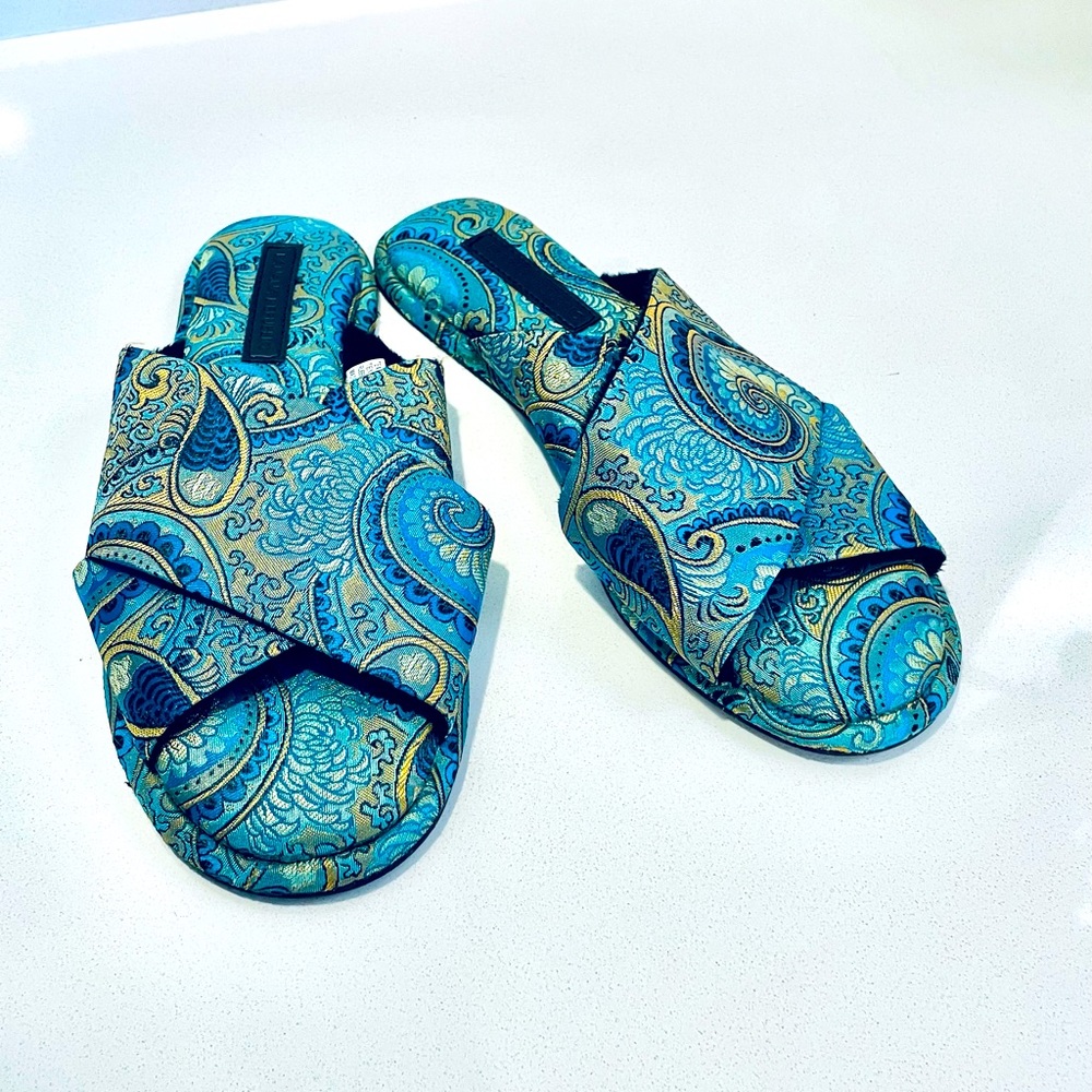 Banana Republic Satin Paisley Bedroom Slippers